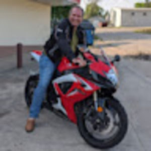 Meet your Posher, Travis